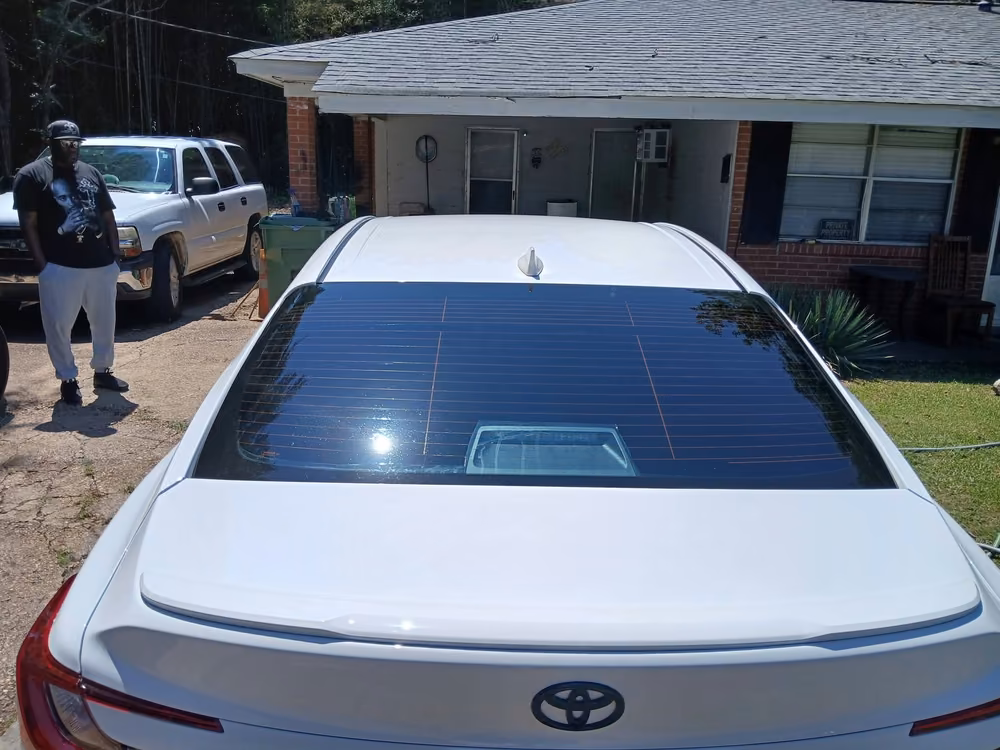 Mobile car window tinting work in the Louisville area